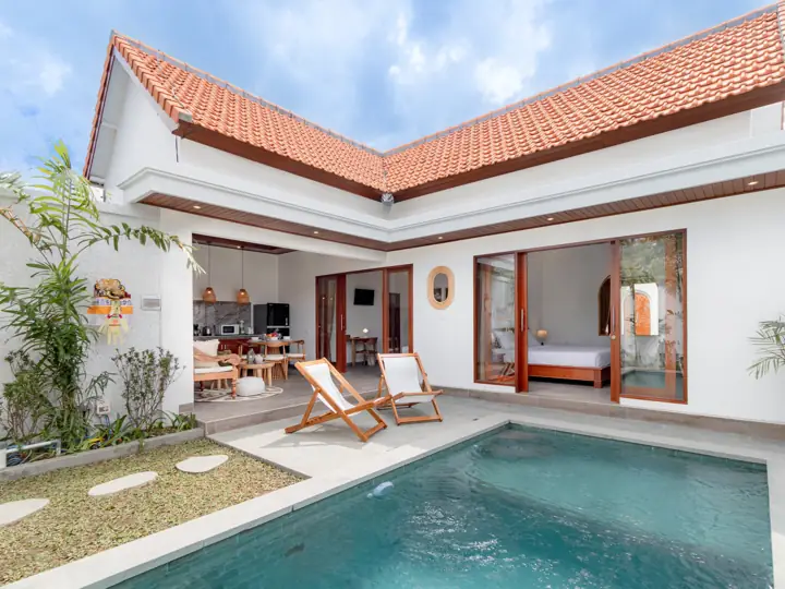 Villa Rosi and private pool in Berawa, Canggu
